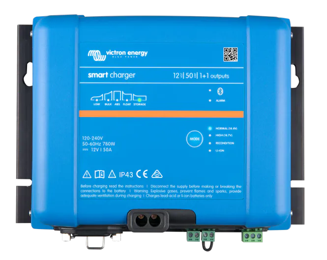 Hovedbilde Victron Phoenix Smart IP43 Batterilader 12V 50A 1+1 kanaler